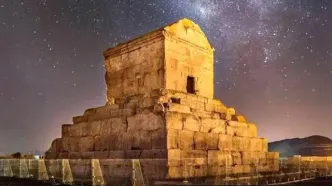 یکی از قدیمی‌ترین عکس‌ها از مقبره کوروش هخامنشی