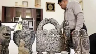 بازگشت هزار و ۱۶۵ شی تاریخی به کشور