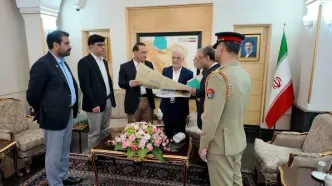 فرمانده ارتش و وزیر کشور پاکستان تهران را ترک کردند