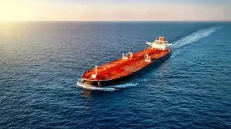 دیروز 2 نفتکش غول‌ پیکر مرتبط با چین، در تنگه هرمز مسیر خود را تغییر داده‌اند