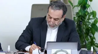 عراقچی: آمریکا باید مسیر اعتماد را انتخاب کند