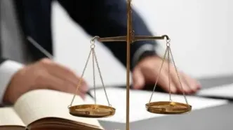 افزایش میانگین سنی پذیرفته‌شدگان وکالت/ آثار قانون تسهیل روزبه‌روز مخرب‌تر می‌شود/ برگزاری آزمون وکالت ۱۴۰۵ در اواسط آبان