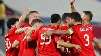کریمی: بازی تراکتور و پرسپولیس را با تماشاگر برگزار کنید