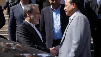 العربیه به نقل از منابع آگاه: فرمانده ارتش پاکستان در جریان سفر فردای خود به تهران، حامل پیام‌هایی از سوی آمریکا برای ایران خواهد بود/ این سفر با هدف شکستن بن‌بست کنونی و ازسرگیری مذاکرات انجام می‌شود