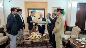 ارتش پاکستان: عاصم منیر با مقام‌های عالی‌رتبه ایرانی درباره جلوگیری از تشدید تنش‌ها، رایزنی‌های بسیار سازنده‌ای داشته/ این سفر در چارچوب تلاش‌های دیپلماتیک برای پایان دادن به بن‌بست مذاکرات تهران و واشنگتن صورت گرفت