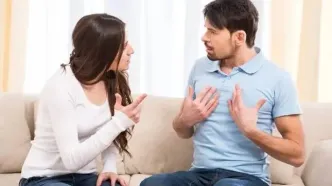 چرا بعضی آدم‌ها مدام دنبال تأیید همسرشان هستند؟