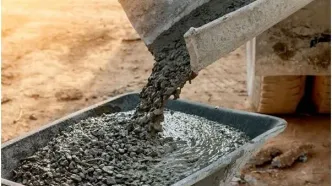 قیمت سیمان،‌ بتن و تیرآهن در ۶ ماه گذشته چقدر گران شد؟