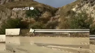 فوران آب پس از شکستگی خط انتقال آب به بجنورد