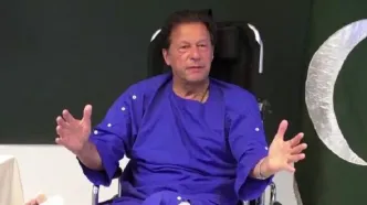 نخست‌وزیر سابق پاکستان از زندان به بیمارستان منتقل شد