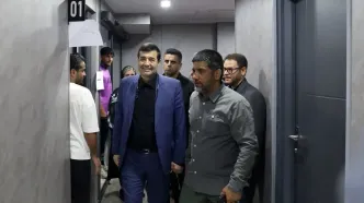 حضور وزیر ورزش و جوانان در فدراسیون کشتی