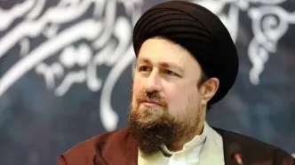 قاب عکس دختر سیدحسن خمینی در کتابخانه شخصی نوه امام + عکس