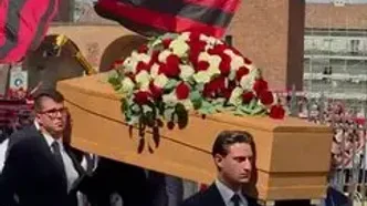 ویدئو: بدرقه فرانکو بارزی در میان سیل جمعیت