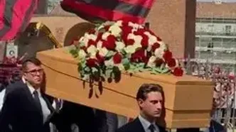 ویدئو: بدرقه فرانکو بارزی در میان سیل جمعیت