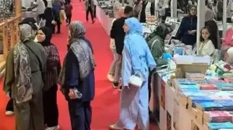 آثار ایرانی در کانون توجه بازدیدکنندگان نمایشگاه کتاب استانبول