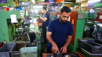مافیای پیمانکاران علیه تبدیل وضعیت کارگران/ماجرای قرارداد‌های «خرید خدمات»چیست؟