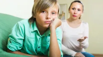 با حسادت کودک چه کنیم؟ راهکارهایی برای والدین