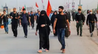 یک موکب در عراق به زائران آیفون ۱۷ صلواتی داد!