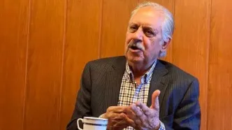 علی بیگدلی: آمریکا مثل اسرائیل وحشی گری نکرد/ بیایید فعلا آتش جنگ را خاموش کنید و گرانی و بیکاری را حل کنید بعد بروید دنبال مقصر جنگ و شکایت/ ثابتی: دادستان کل کشور با این استاد بازنشسته برخورد کند/ زیدآبادی: ثابتی دوران استالین را زنده کردی/ ویدئو