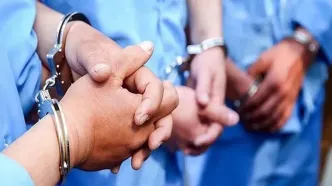 فیلم لحظه شلیک پلیس به پای گنده لات های شهرری / فقط تتوها و خالکوبی های وحشت بدنشان را ببینید