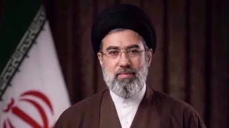 دیدار و گفتگوی رئیس‌جمهور با رهبر معظم انقلاب درباره مسائل اقتصادی و نظامی کشور