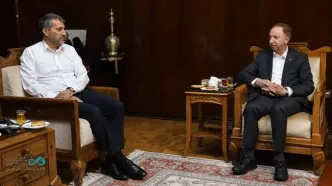 دیدار مدیرعامل بانک دی با دبیر شورای‌عالی مناطق آزاد؛ تأکید بر توسعه همکاری‌های مشترک