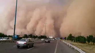 لحظه ورود طوفان سهمگین به شهرستان قصرشیرین