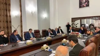 رئیس‌کل بانک مرکزی بر حل مشکلات صادرکنندگان ایرانی در عراق تأکید کرد