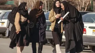تصاویر سه دختر تهرانی از سال 81 جلب توجه کرد