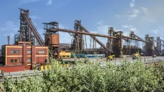 گرافیست‌ها و تصویرسازان برتر کشور برای روایت ایستادگی فولاد به مبارکه آمدند