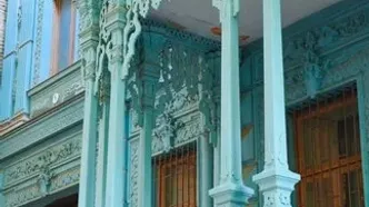 این عمارت ۱۳۰ ساله، خانه شاهزاده گرجی بوده است