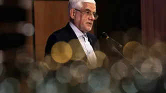عارف: دهک دهم ۲۳ برابر دهک اول از یارانه بنزین استفاده می‌کند