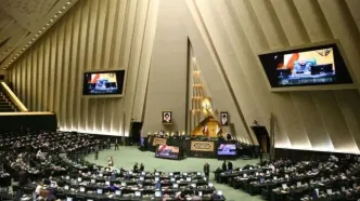 بررسی جزئیات طرح «مقابله با نفوذ بیگانگان» در صحن مجلس