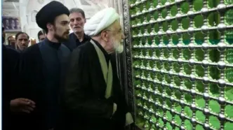 حضور مهدی کروبی در حرم امام (ره)