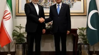 پیام تبریک وزیر امور خارجه به همتای پاکستانی به مناسبت روز استقلال این کشور