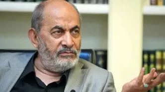 وزیر سپاه در دهه 60: امام من را صدا کرد و گفت بمب اتم نباید بسازید/ کشورهای دوست ما در ایران نفوذ نمی کنند/ ما ابرقدرت چهارم هستیم/ تنگه هرمز آبراه بین‌المللی نیست/ از چین و روسیه برای ورود به جنگ درخواست نکردیم/ جنگنده ساخته‌ایم و در حال تکثیرش هستیم