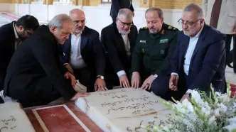 تجدید میثاق رئیس‌جمهور با شهدای دولت و جنگ‌های تحمیلی