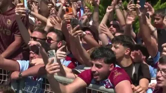 استقبال از محمد صلاح در بدو ورود به استانبول
