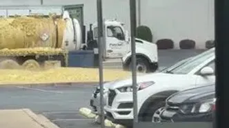 لحظه انفجار کامیون حامل ماده شیمیایی