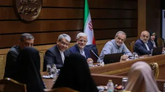پزشکیان: باید با اقشار مخالف یا موافق، برخورد عادلانه داشته باشیم/ نگاه ما در اداره امور مستقل از هر سلیقه، باور دینی، قومیتی و جنسیتی است