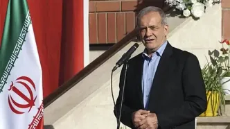 پزشکیان اینگونه زنگ آغاز سال تحصیلی جدید را به صدا درآورد