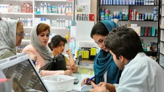 پرواز قیمت دارو در یک سال/ آموکسی‌سیلین از ۳۲۰ هزار تومان به ۱.۲ میلیون رسید