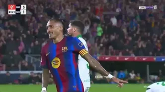 ویدیو: گل چهارم بارسلونا به راسینگ توسط رافینیا