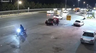 فیلم لحظه زورگیری خشن  از یک زن در بزرگراه پیامبر اعظم مشهد