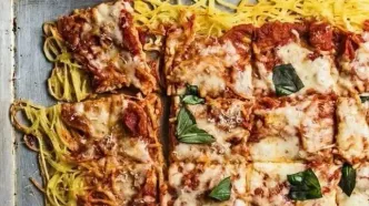 طرز پخت پیتزا ماکارانی؛ یک ترکیب هیجان‌انگیز