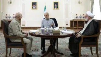 تأکید سران قوا بر تحکیم وحدت ملی و صیانت از اقتدار ایران در نشست سه‌قوه