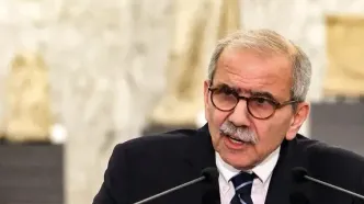 لبنان: ایران سفیر جدید معرفی کند