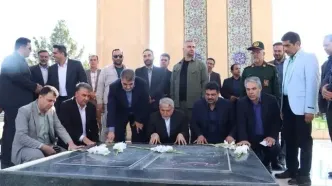 شتاب‌بخشی به سرمایه‌گذاری گردشگری، حمایت از فعالان صنایع‌دستی و صیانت از میراث تاریخی در دستور کار است