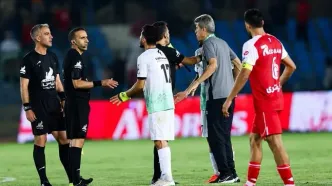 لگد زدن هافبک ذوب‌آهن به درِ اتاق داوران پس از بازی با پرسپولیس!