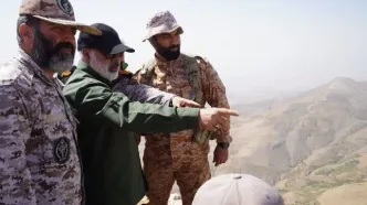 فرمانده نیروی زمینی سپاه: ‌در برابر دشمن ذره‌ای کوتاه نخواهیم آمد/ آینده از آن اسلام عزیز و ملت قهرمان ایران است