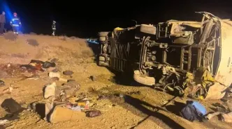 ۴٨ مصدوم بر اثر واژگونی اتوبوس بم - مشهد